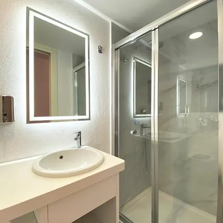 Citizen Aparthotel